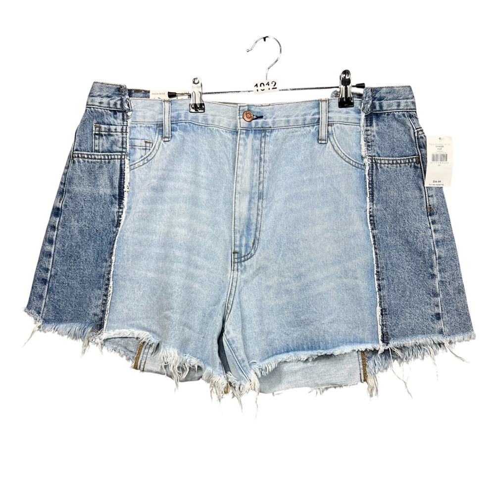Flying Monkey Denim Shorts Womens 34 Blue Two Tone High‎ Rise Raw Hem